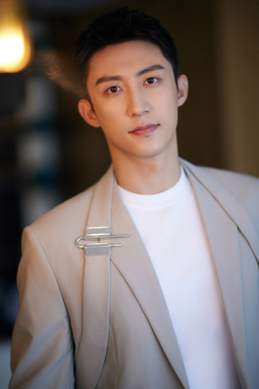 黄景瑜2023五月行程全记录 5.1福州飞沈阳 5.2沈阳ecco品牌活动 5.