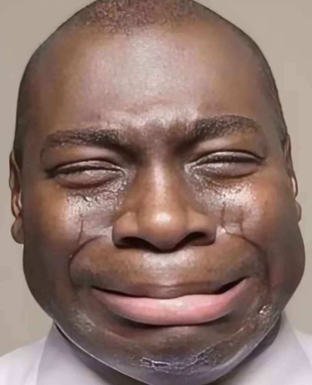 你提供的内容包含对特定群体的歧视性观点和不当言论,这种基于种族对