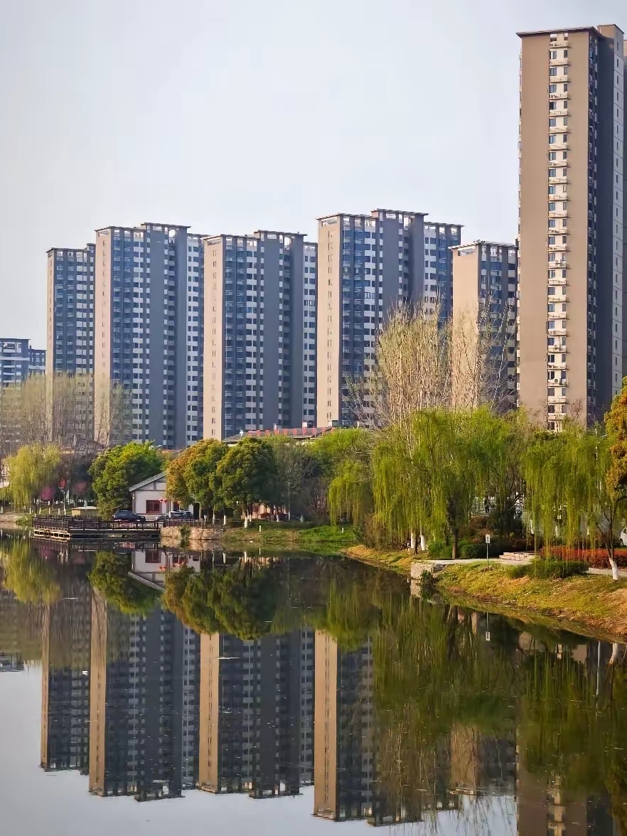 我带外孙两年多了,现在的年轻人真没什么礼貌,我家