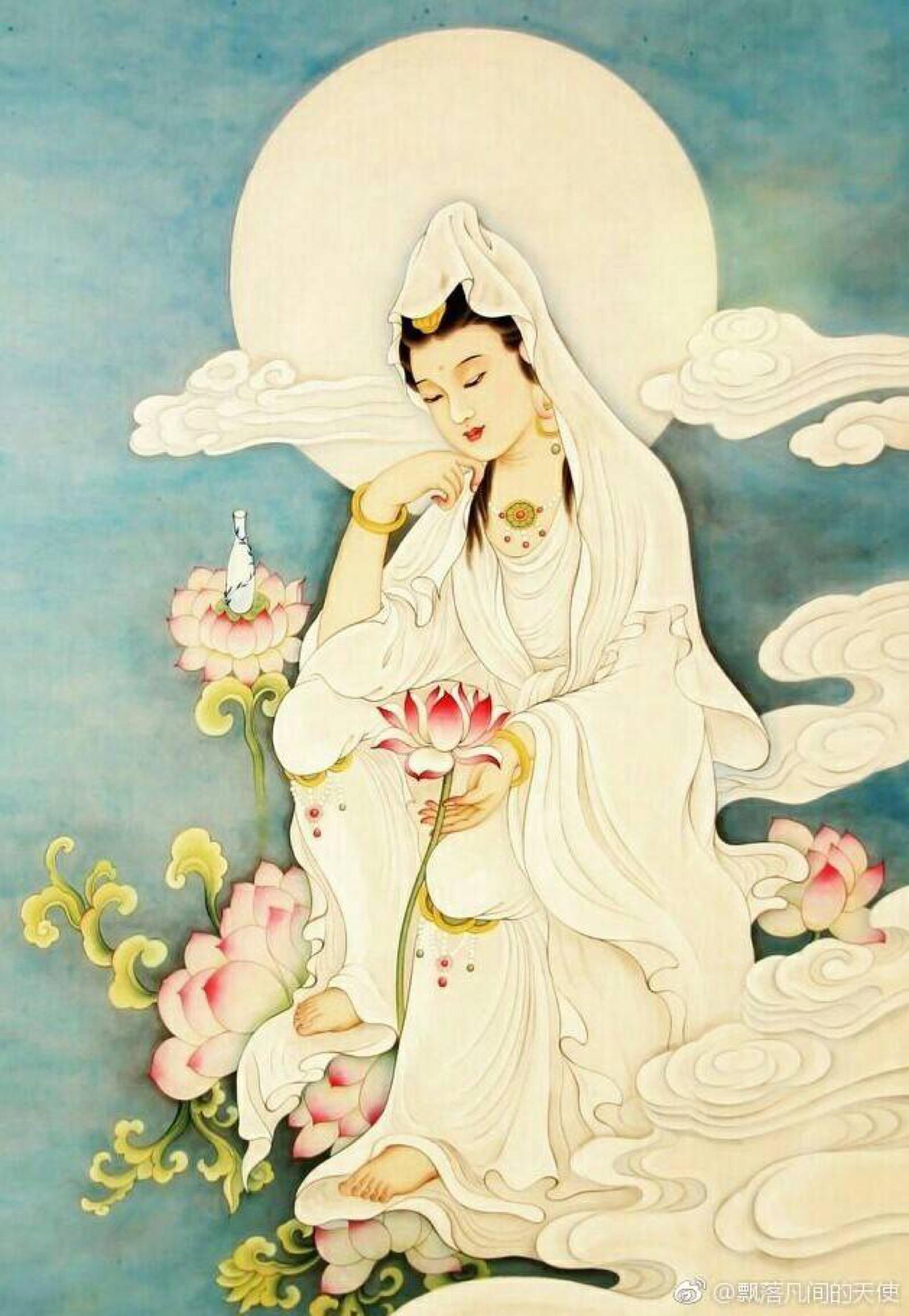 "观音说:"我在雨里,你在檐下,而檐下无雨,你不需要我度.