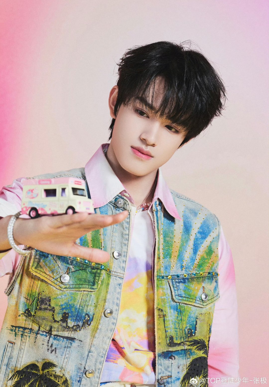 top登陆少年张极# #张极