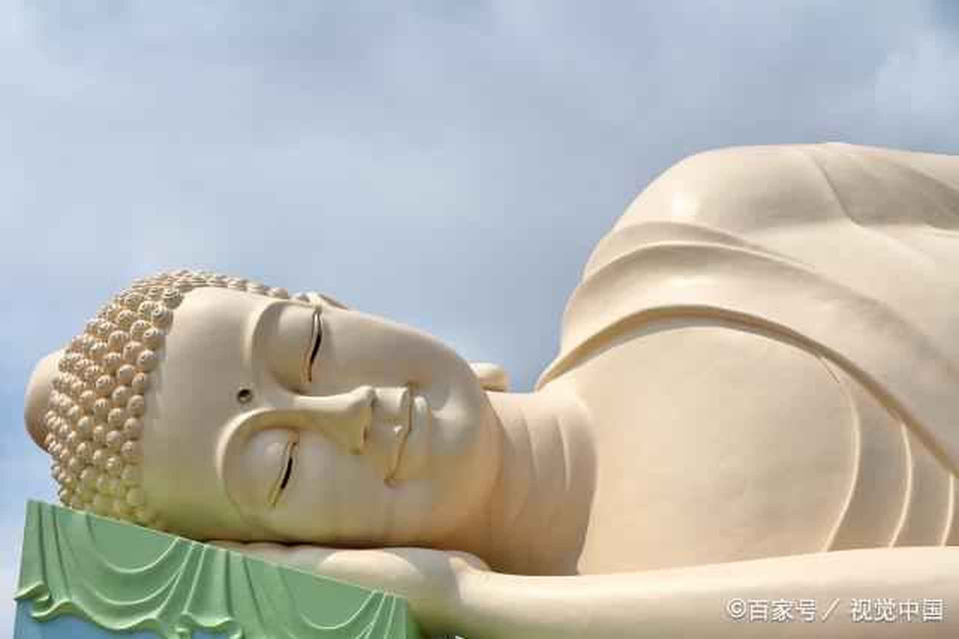 愿十方诸佛菩萨龙天护法诸佛等众,慈悲护持,天下所有灾难远离去,病人