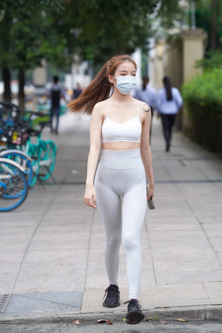 瑜伽少女,青春活力.