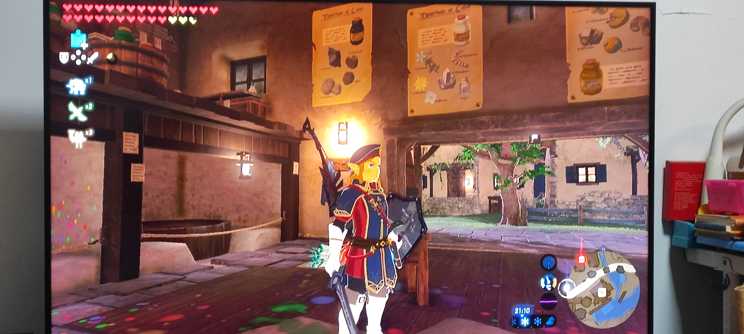 单机游戏# 近卫兵林克[滑稽]衣服武器都在海拉鲁城堡武器库[滑稽]有