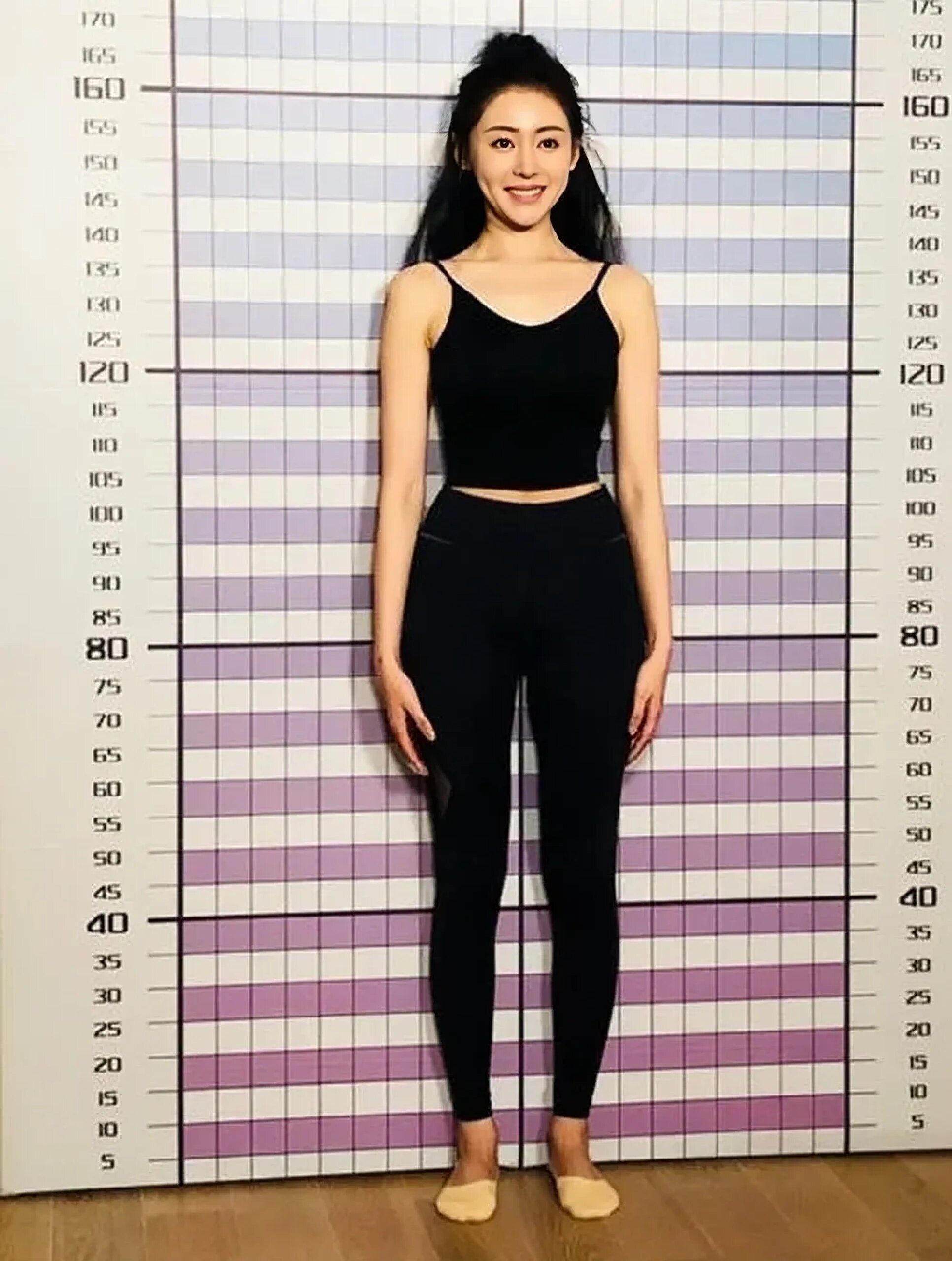 张天爱这是165cm还是168cm?
