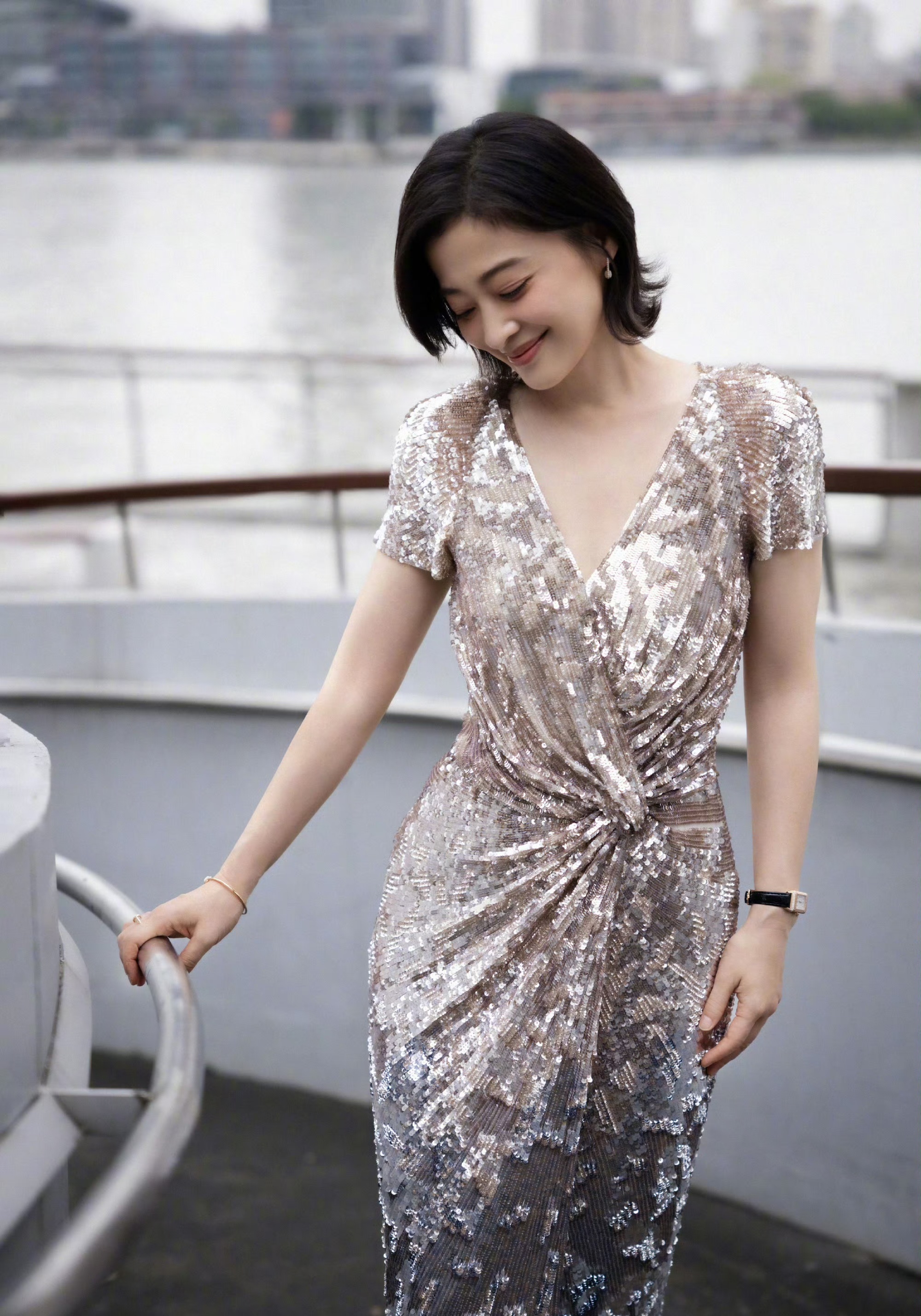 抖音梅婷视频=梅婷抖音视频喝酒