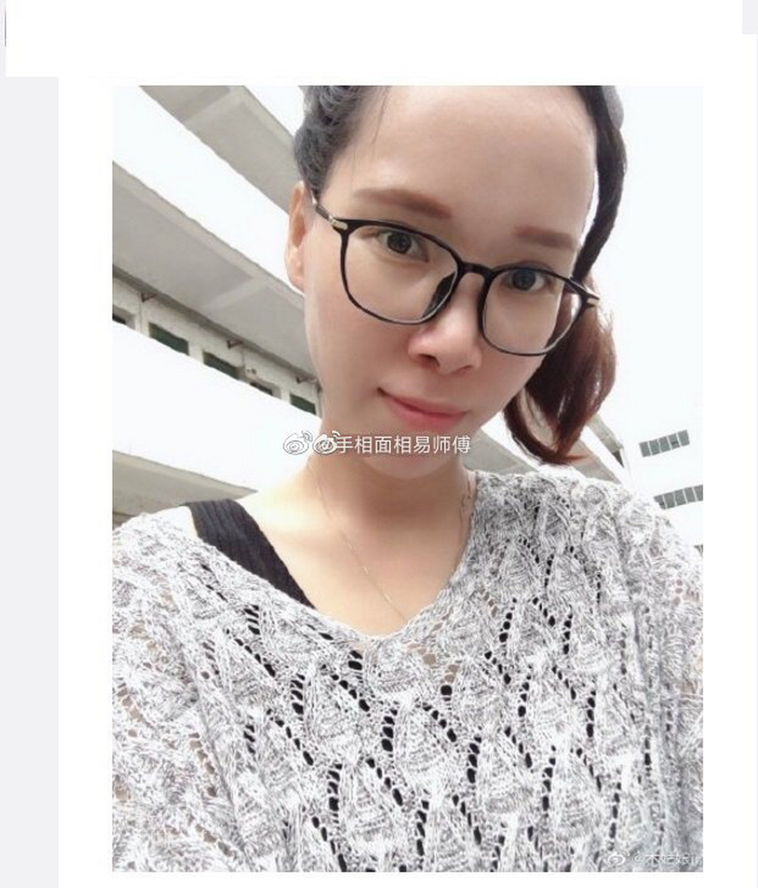 额头大且高在女人来说并不是很好,此为照夫镜,你能力优秀,性格强势