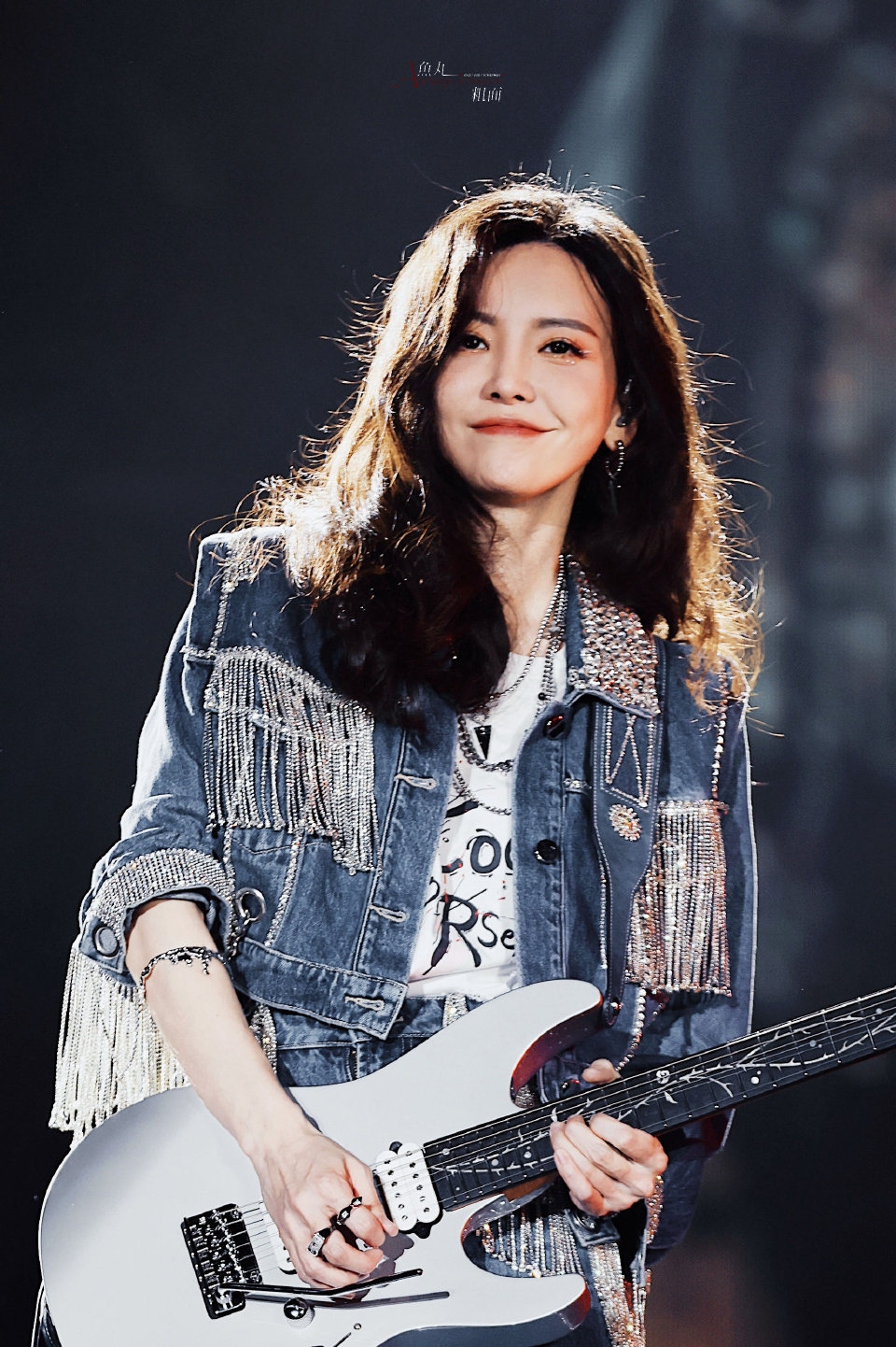 于文文魔方巡回演唱会,10月14日无锡站,11月04日成都站(特别场)大麦