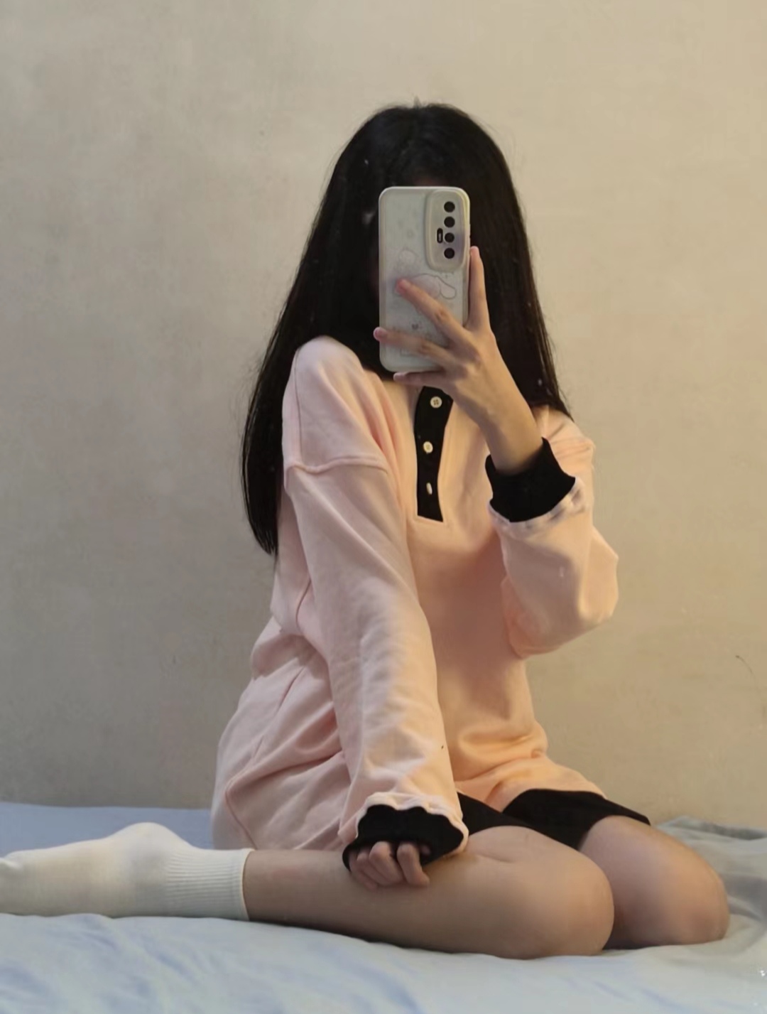 粉色少女心,自拍也玩出新花样!