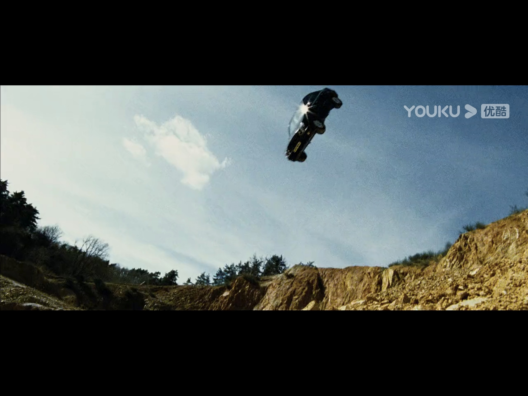 好莱坞# 《非常人贩3》弗兰克·马丁(杰森·斯坦森饰)是一名退役的