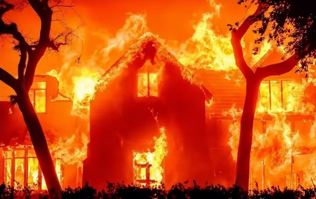 然而令人诧异的是,他们竟集体选择沉默