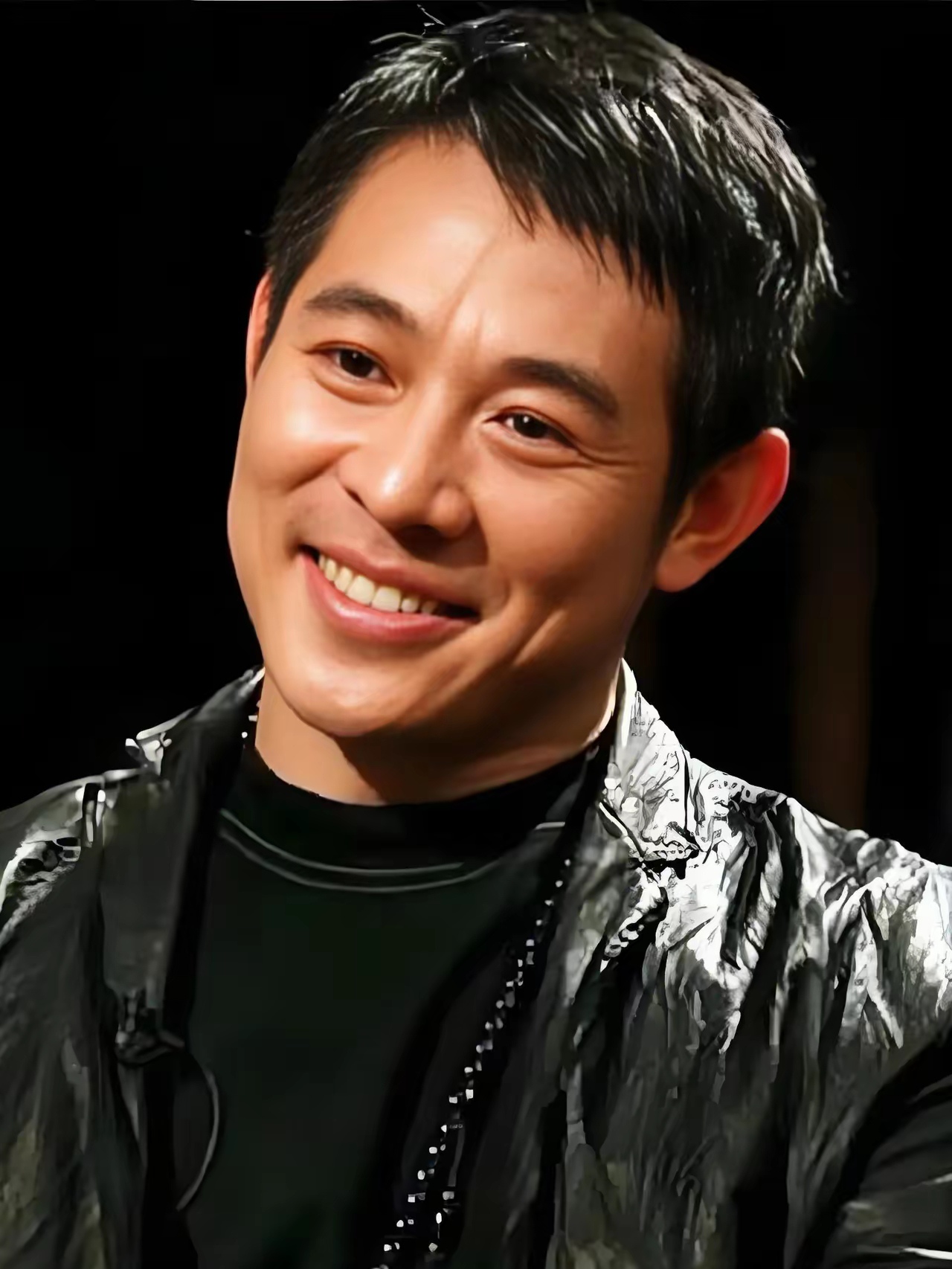 半岛体育- 半岛体育官方网站- 半岛体育APP下载李连杰62岁近况揭秘：退出壹基金公职曝光人生秘密