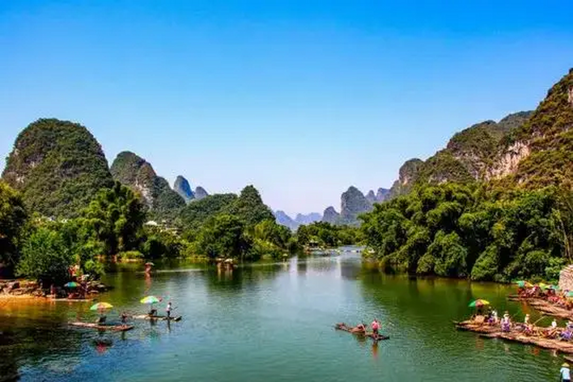 《秋水伊人天共长,自然美丽好时光》  山野乡情自然风光,尽显妖娆淡雅