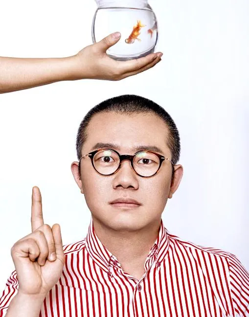 1,涂磊回应被实名举报,表示根本不认识,已报警!  2,秦俊杰跟毛晓慧是