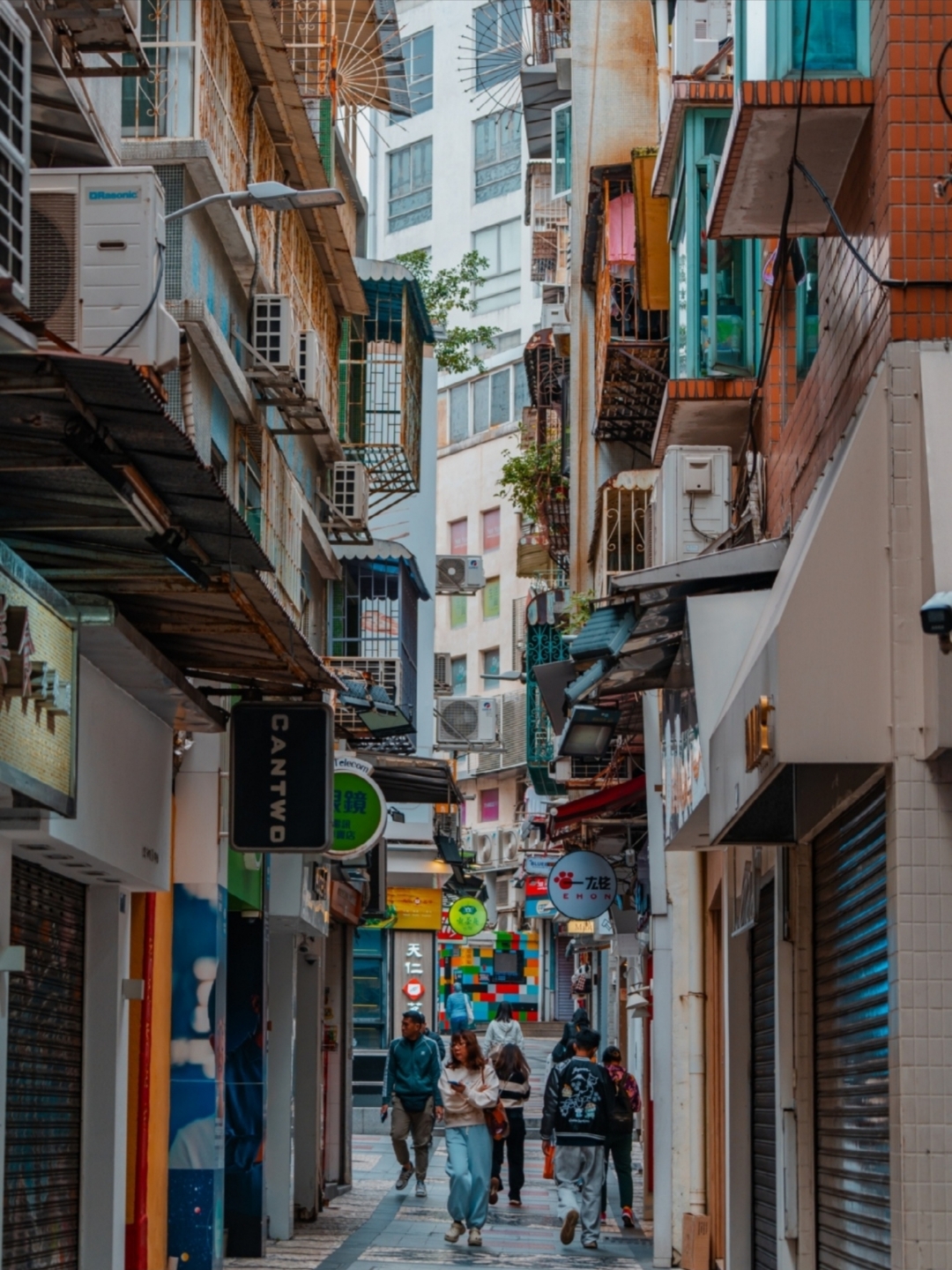 老城区的故事才更动人