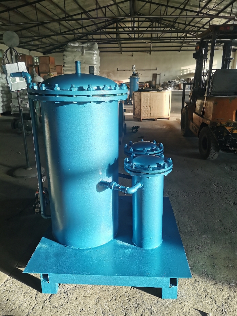 油水分离器 1,放水要及时.