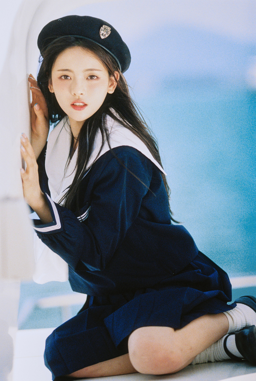 杨超越水手服 海风拂过你的脸颊,岁月便是如此美好