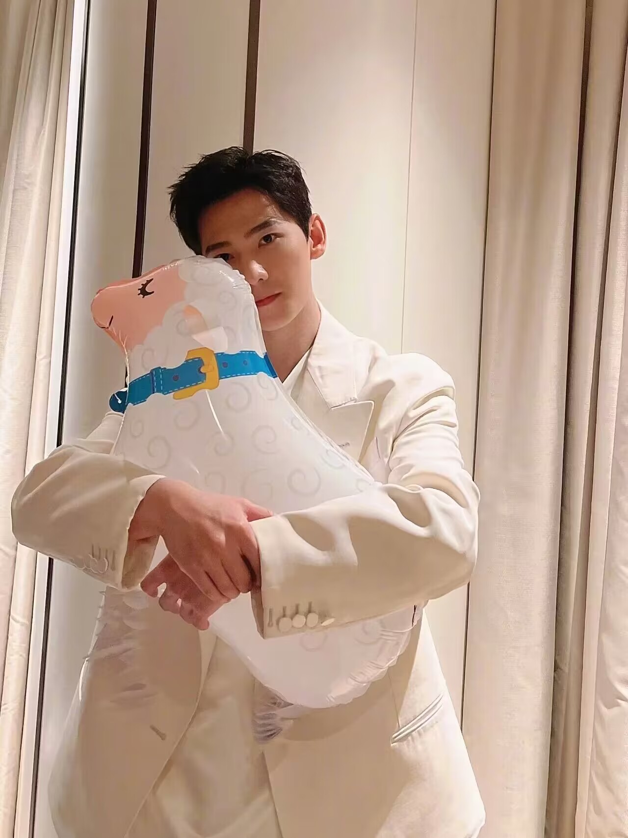 2.  许光汉和程潇他们俩啥关系也没有.