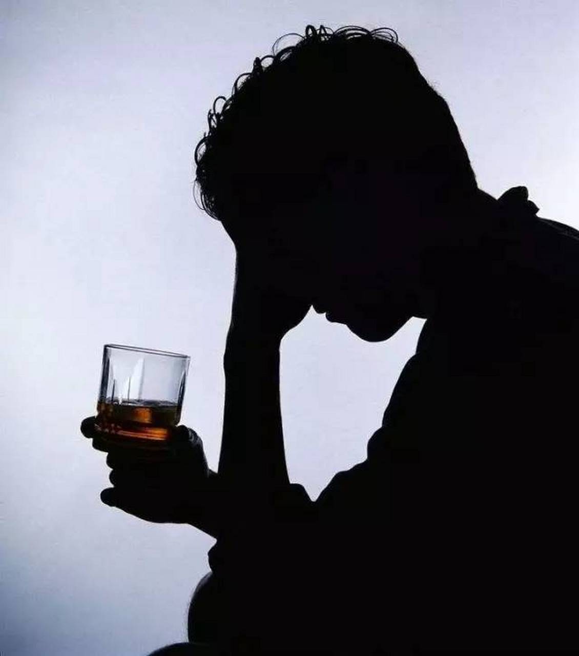 上联:熙攘名利在红尘 下联: 师友留墨[作揖][作揖][庆祝][庆祝]