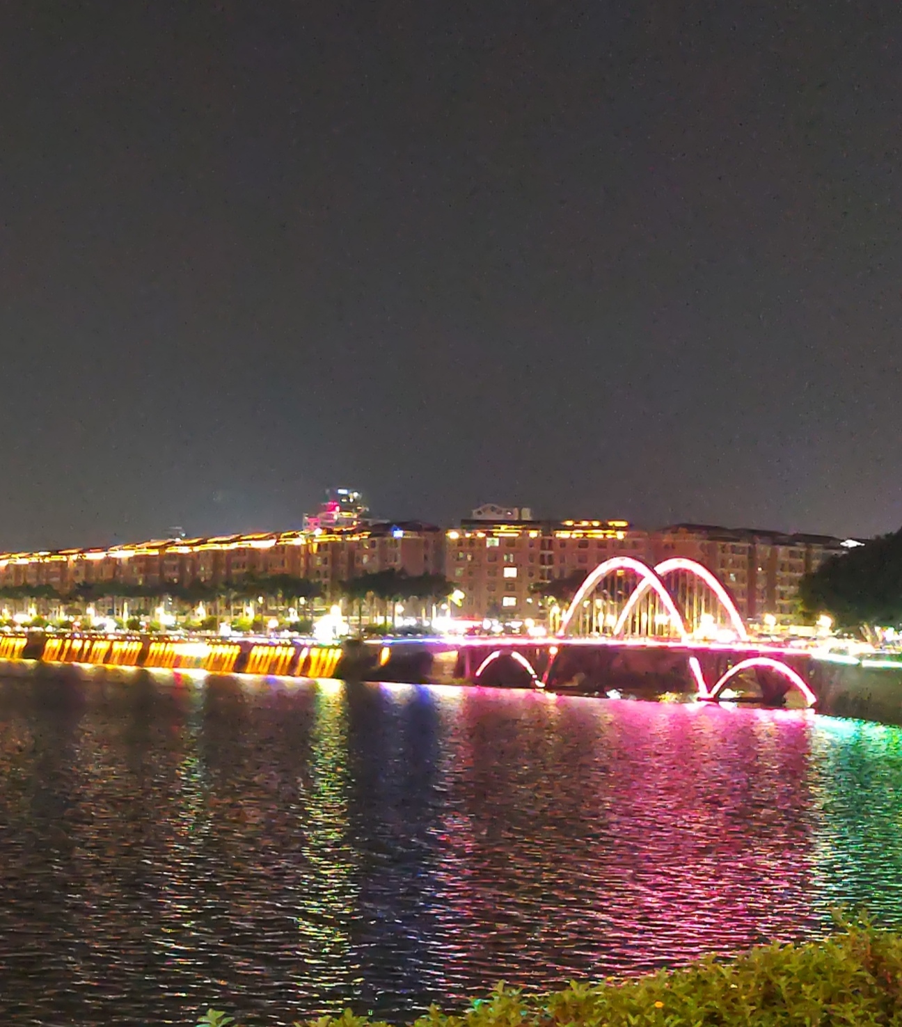 广东梅州梅江河夜景