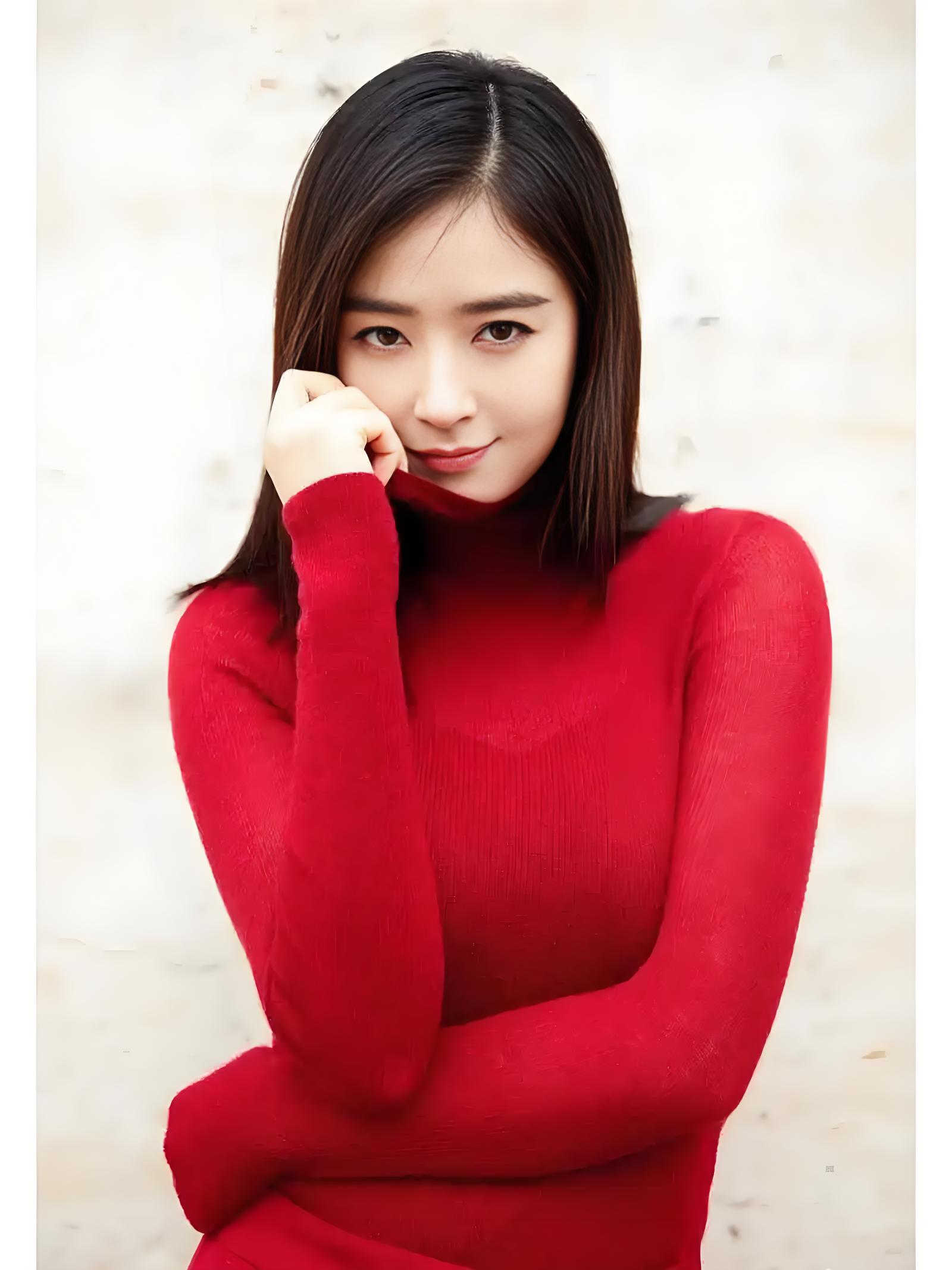 全民聊热点#42岁蒋欣凭借34年工龄终于摘得白玉兰最佳女配角,童星