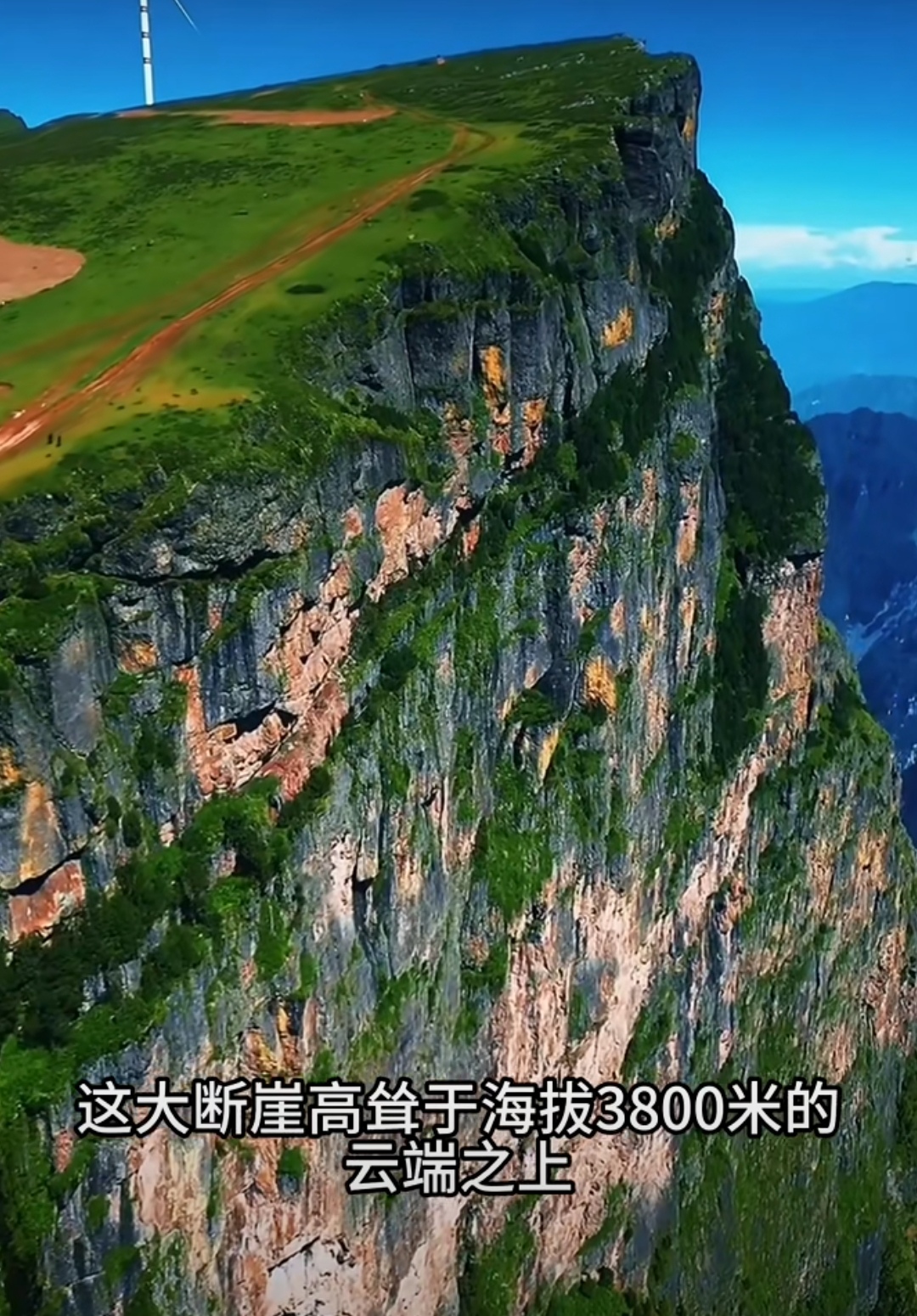 在这儿开车,心脏时刻"蹦迪",勇气和车技都得拉满格