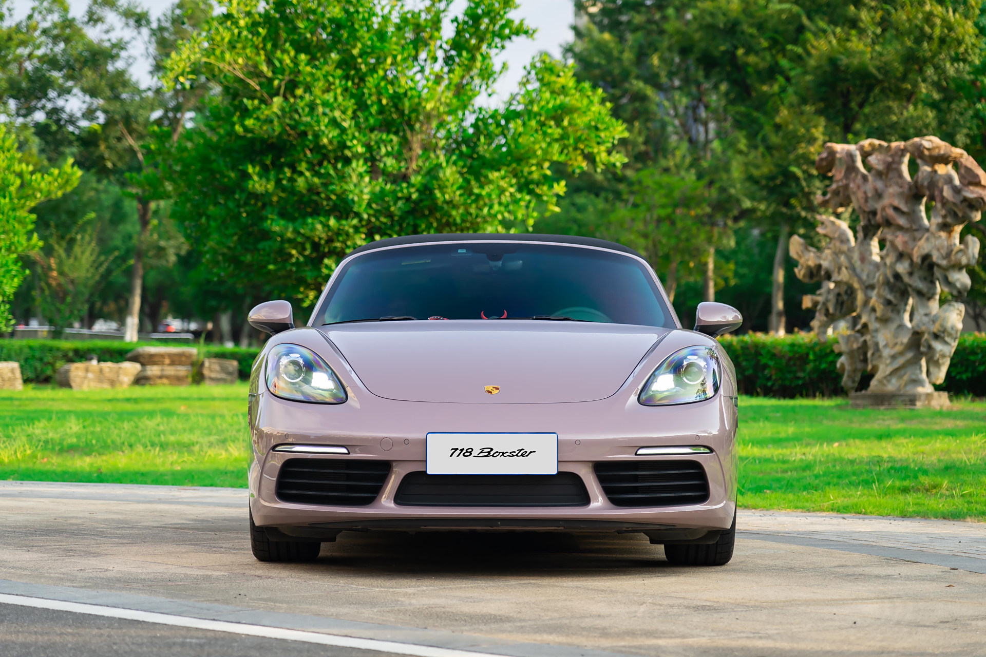 保时捷718[话题]# 【车辆名称】2022款 保时捷718 boxster 2.