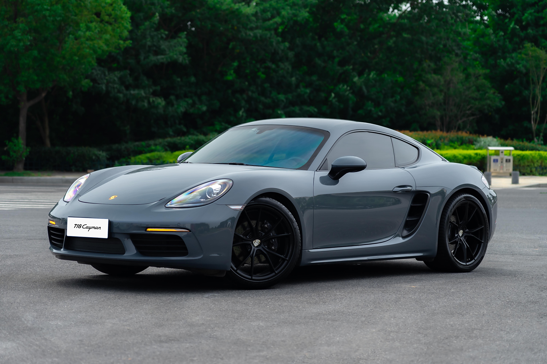 保时捷718[话题]#   【车辆名称】2018款 保时捷718 cayman 2