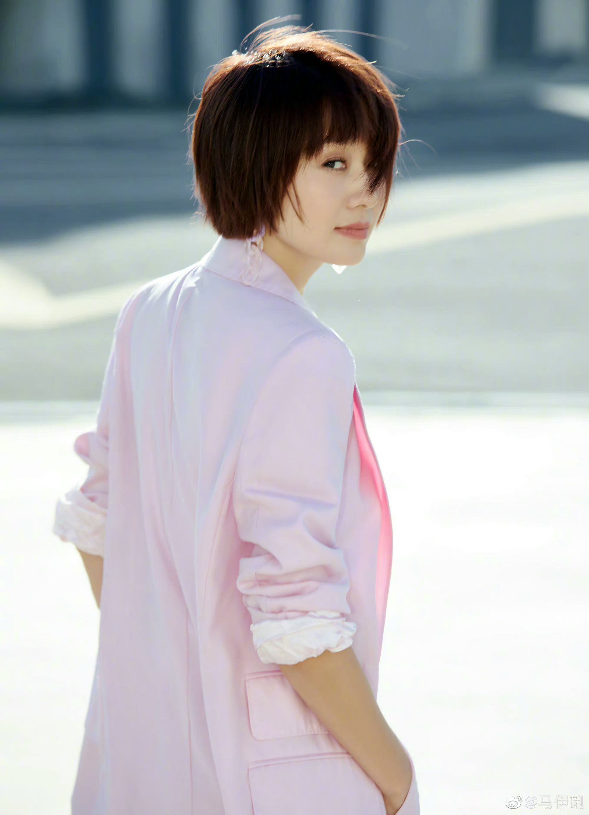 现代,情感,悬疑 本剧由马伊琾,佟大为,高至霆领衔主演,蓝盈莹特别出演