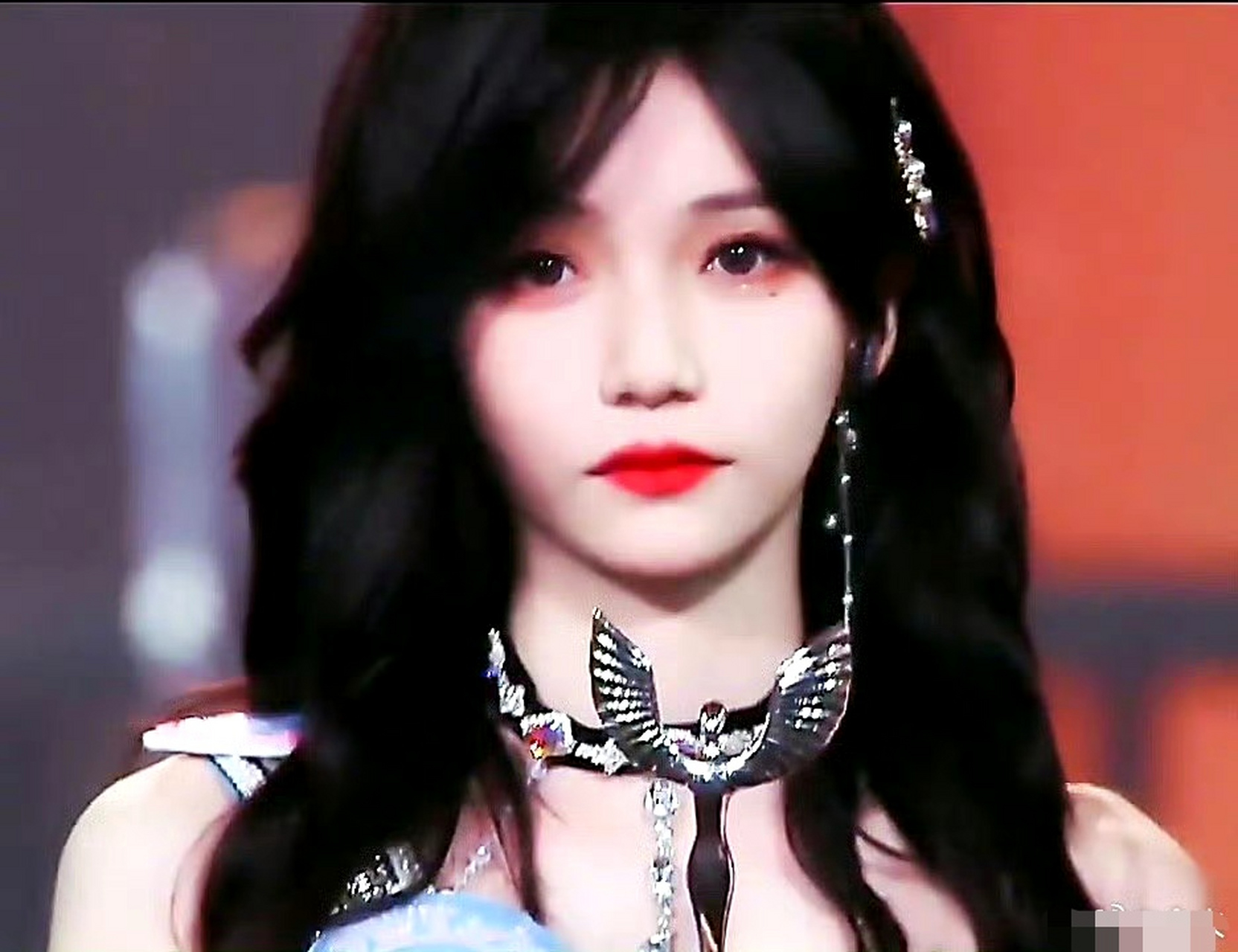 小精灵握张润#小精灵今天去了snh48握手会,原来找的是上海丝芭的姐妹