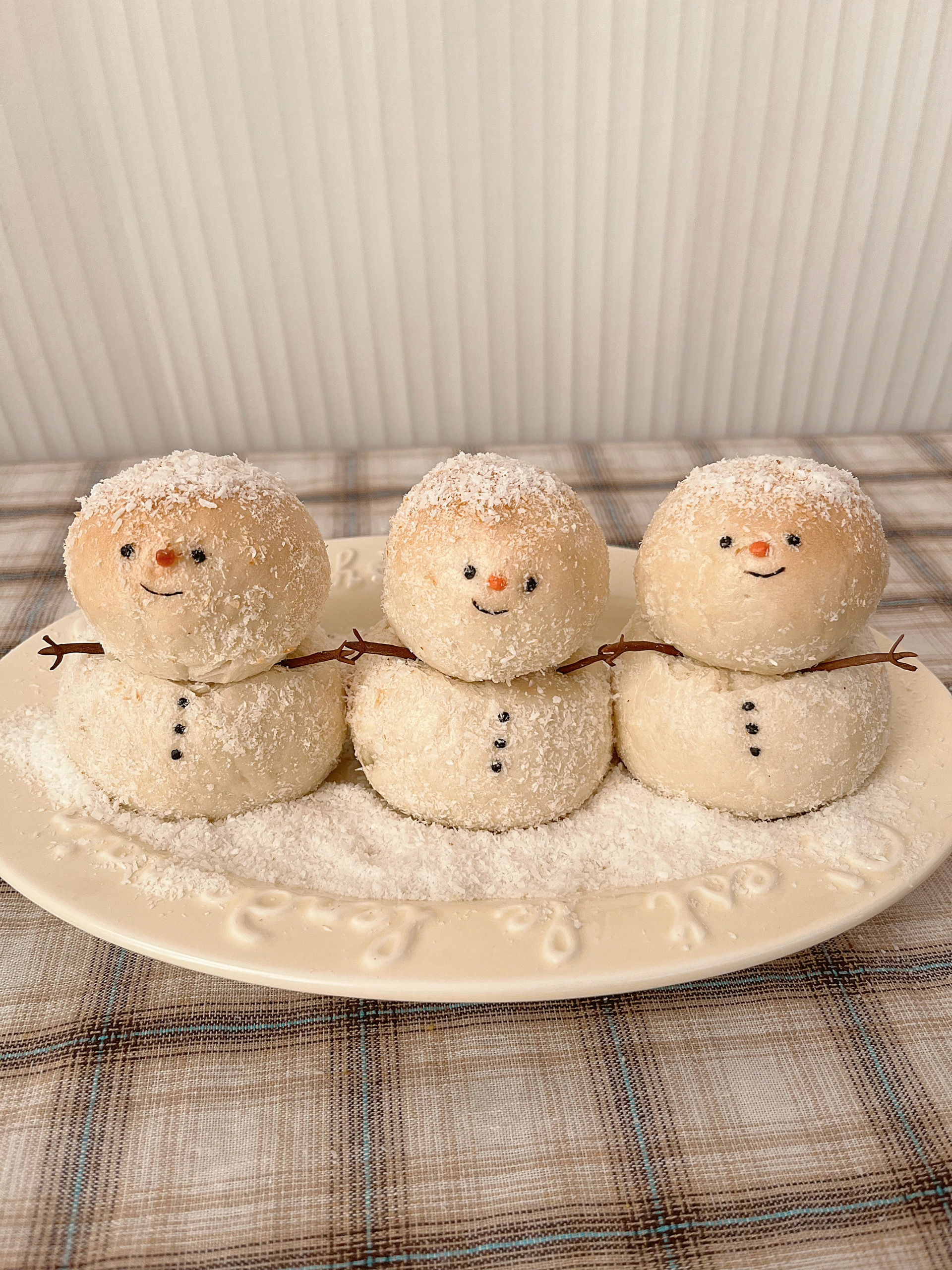 时间在走,年龄在涨,懂的多了,看透的也就多了,热