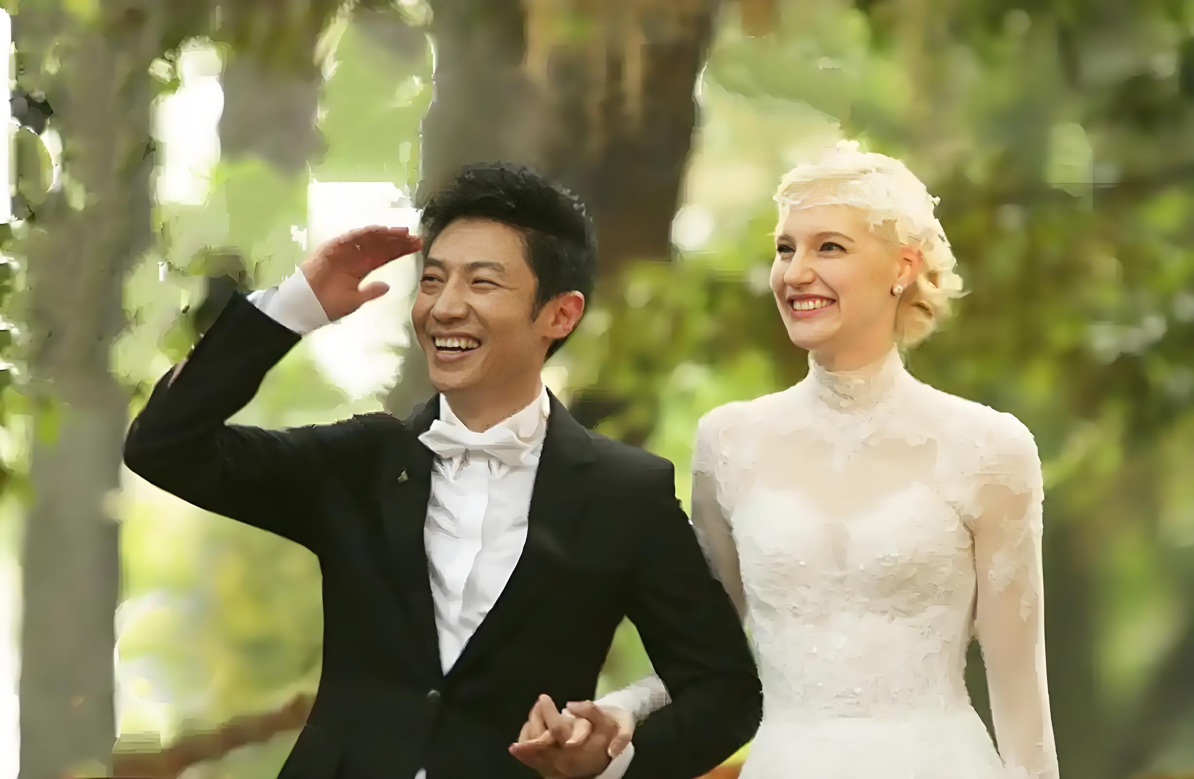 新婚夜李白提财务独立各管各钱,撒贝宁却将工资卡给她打破西方aa制