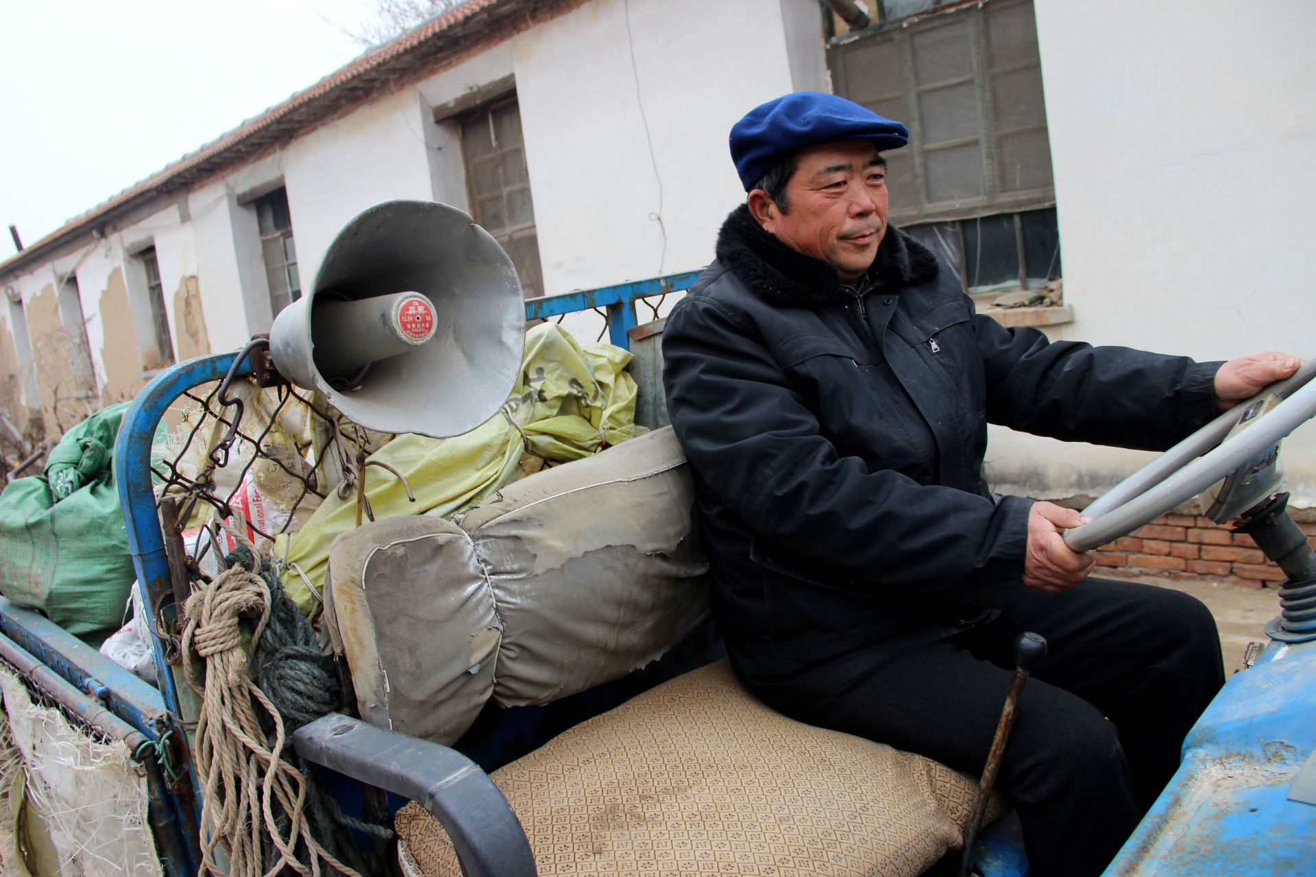 低保户捡到3千元后毫不动心——中国好人王宝江的故事 王宝江是山东