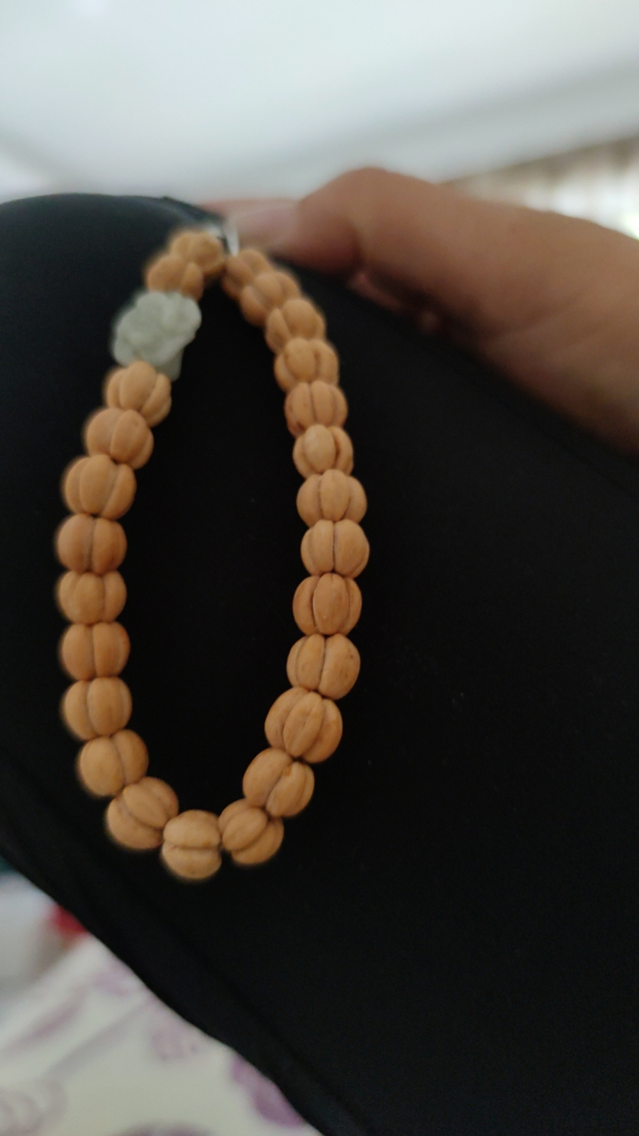 山楂籽手串,漂亮不?