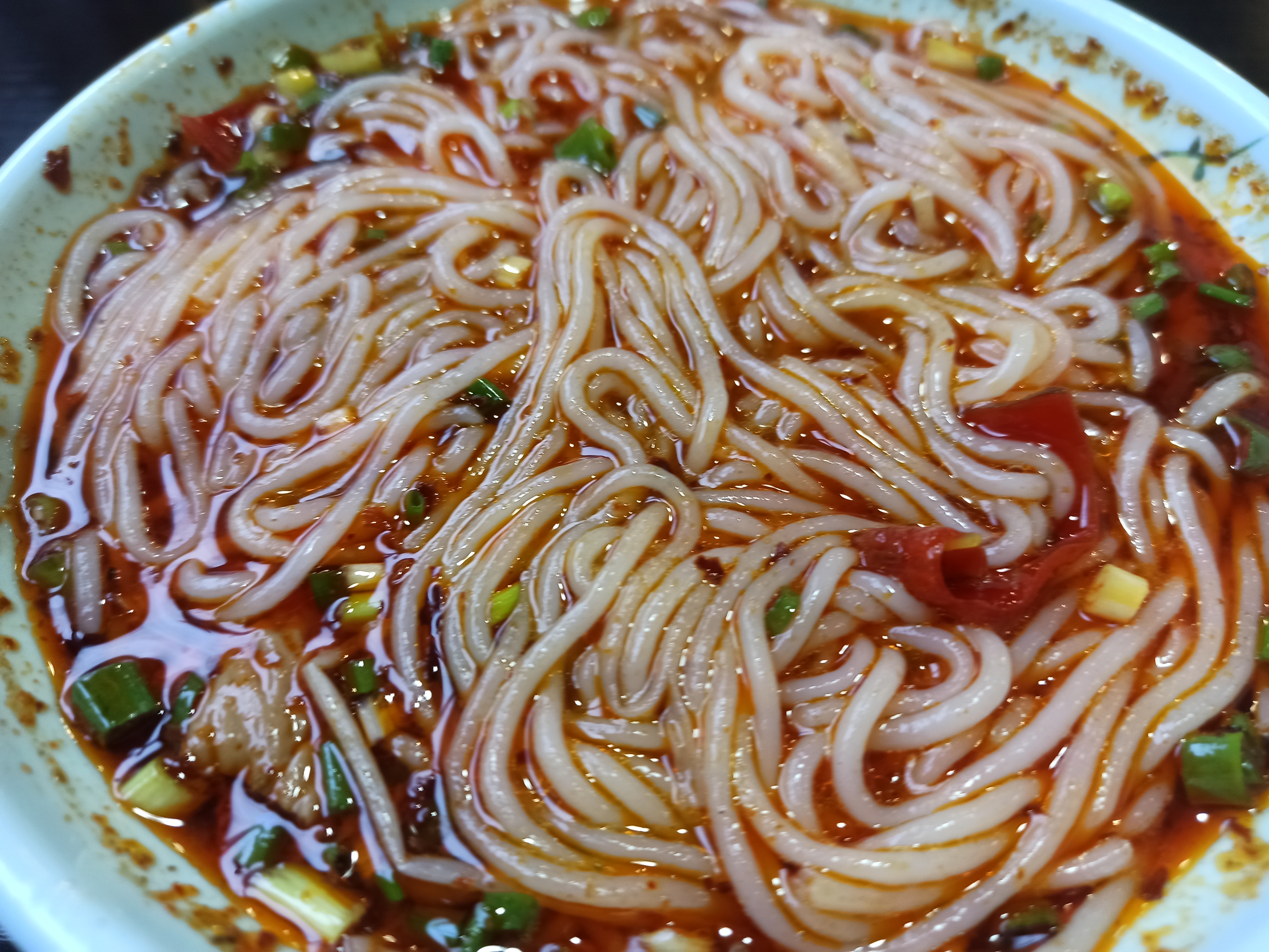 在成都,一次次的不死心想点米线,一次次铩羽而归.