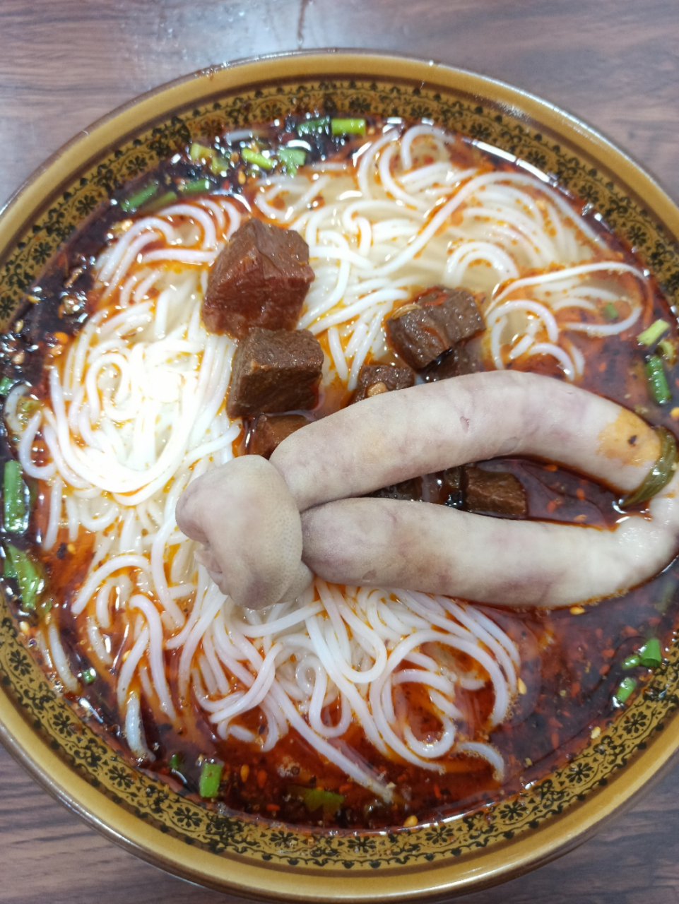 【白家肥肠粉】 终于吃了,没有我心心念念的那么好吃,不知道是不是换