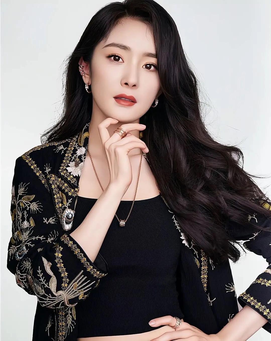 杨幂工作时状态超级好