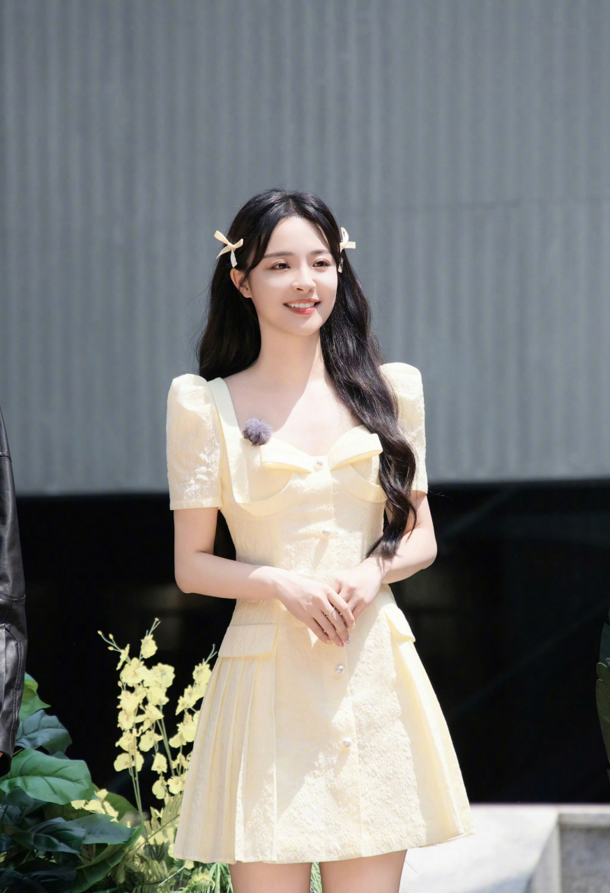 明星穿搭# #李莎旻子