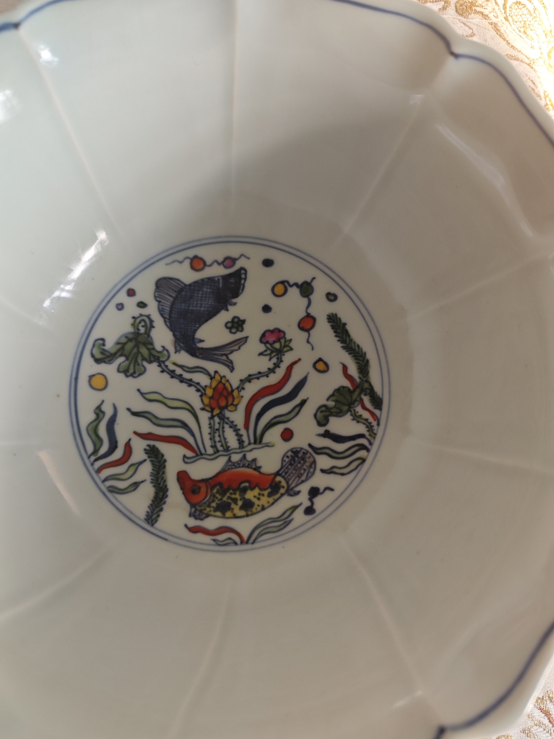 明宣德官瓷真品:斗彩魚藻文大碗