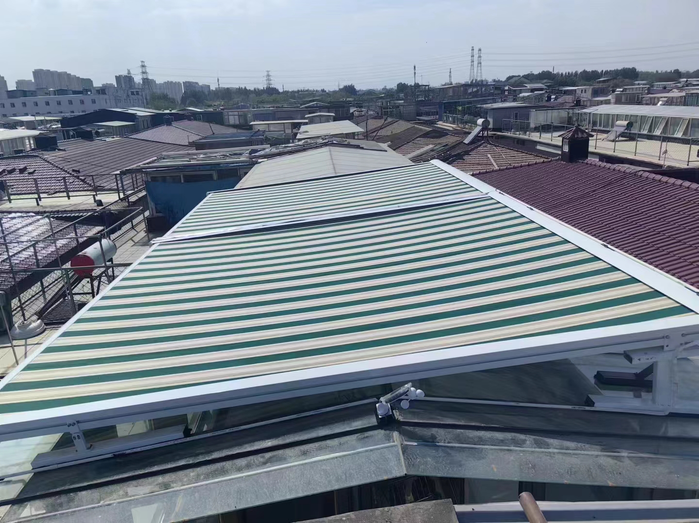 电动卷帘,电动百叶帘,电动天棚帘,全遮光卷帘,遮阳帘,电动室外卷帘