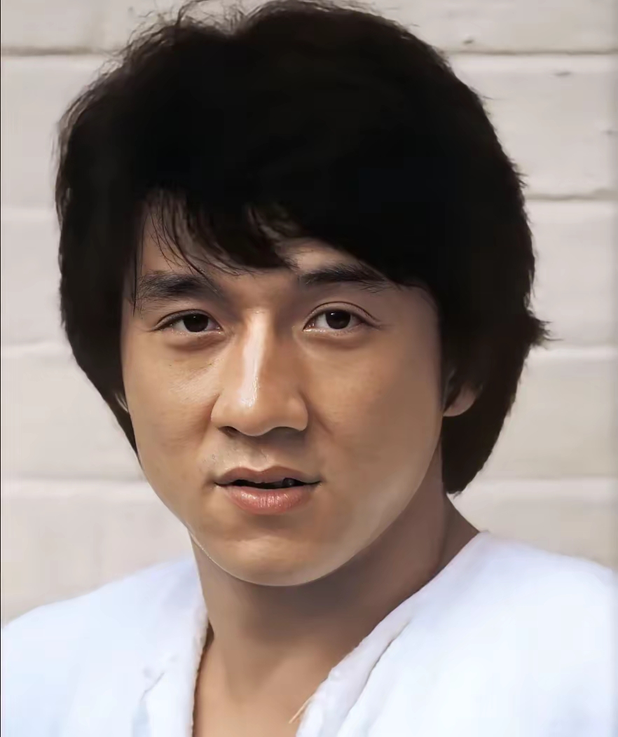 图四这样的, 我不能接受他变老,正如我还没有成龙年轻照片成龙年轻