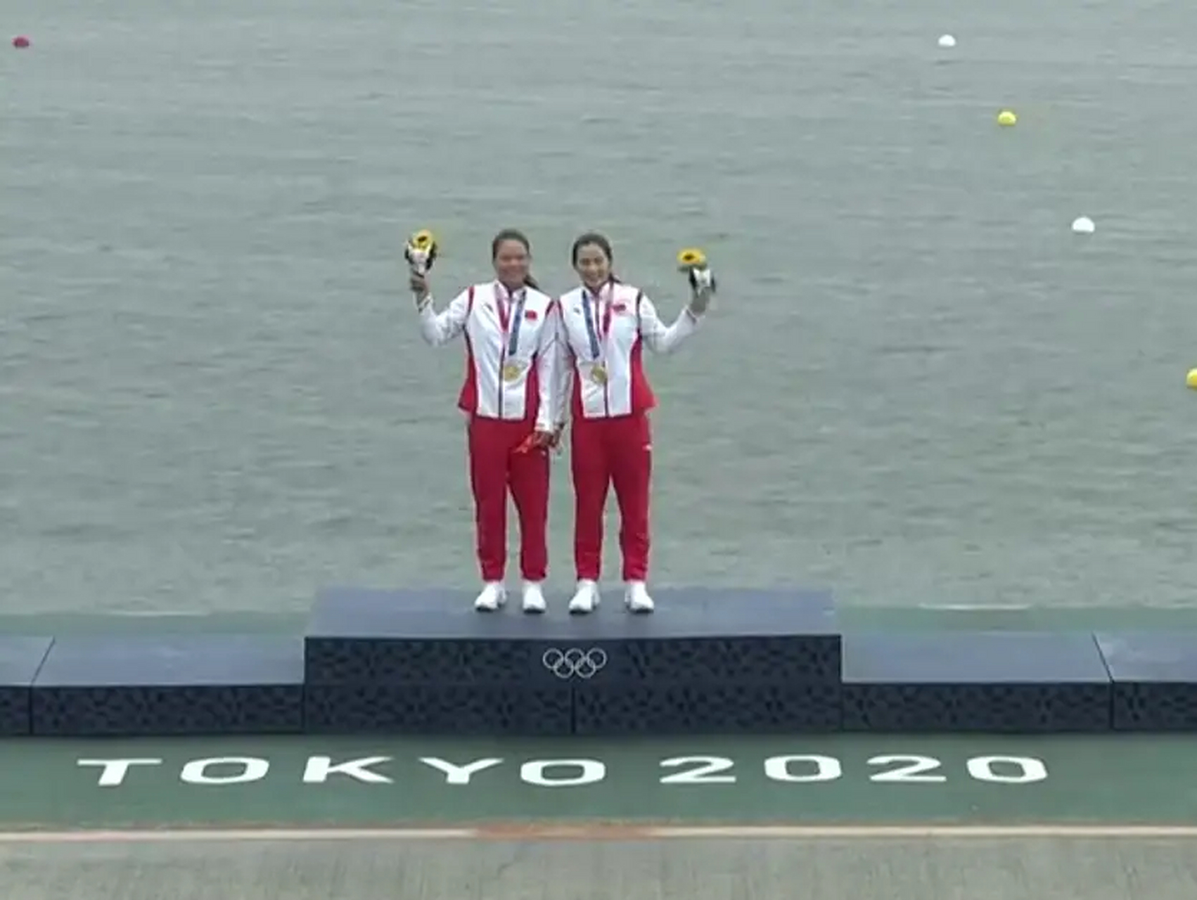 晓舟一叶梦圆东京# 女子500米双人划艇这个项目奥运会的第一枚金牌