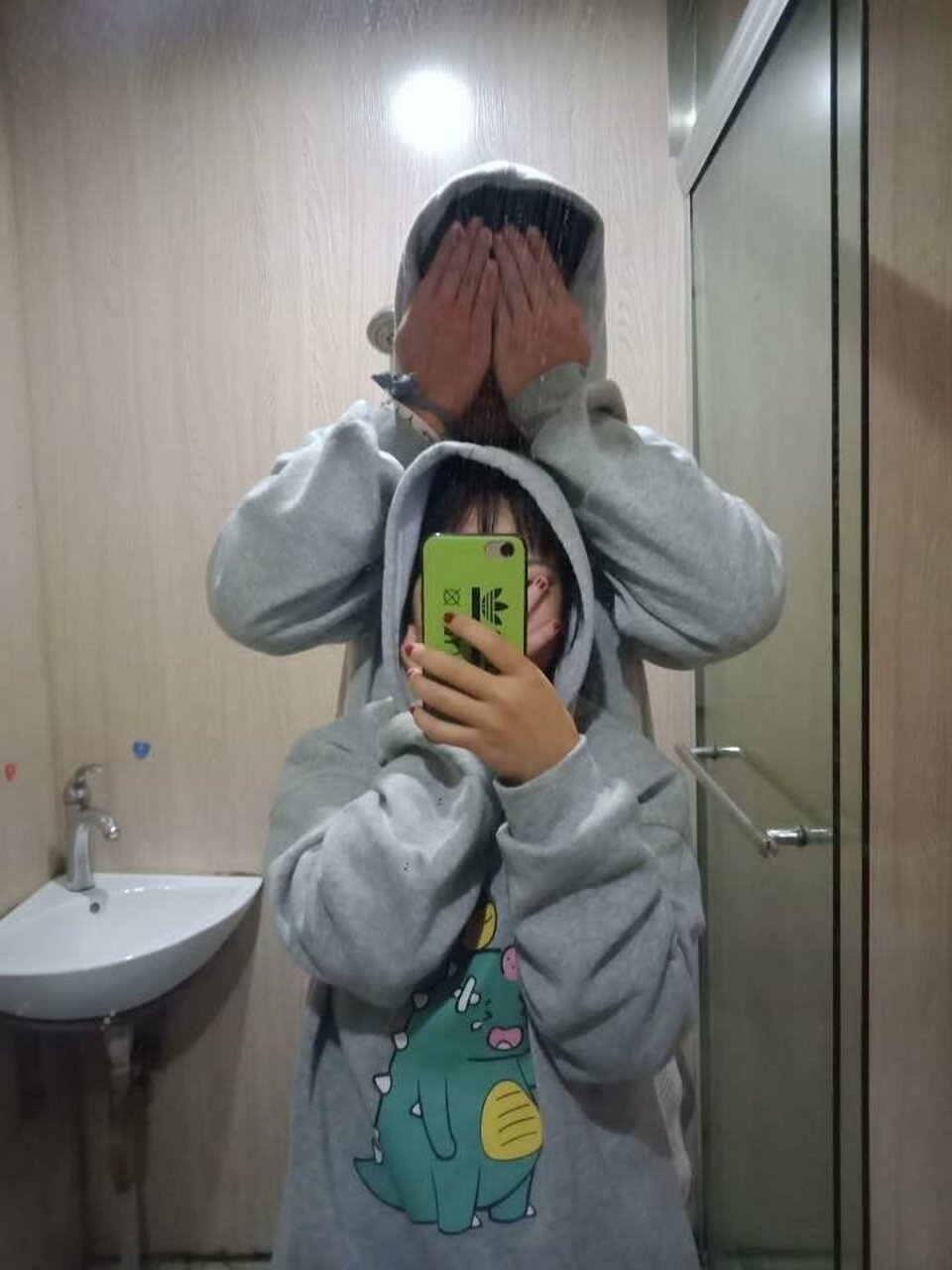 为了周江敏自杀